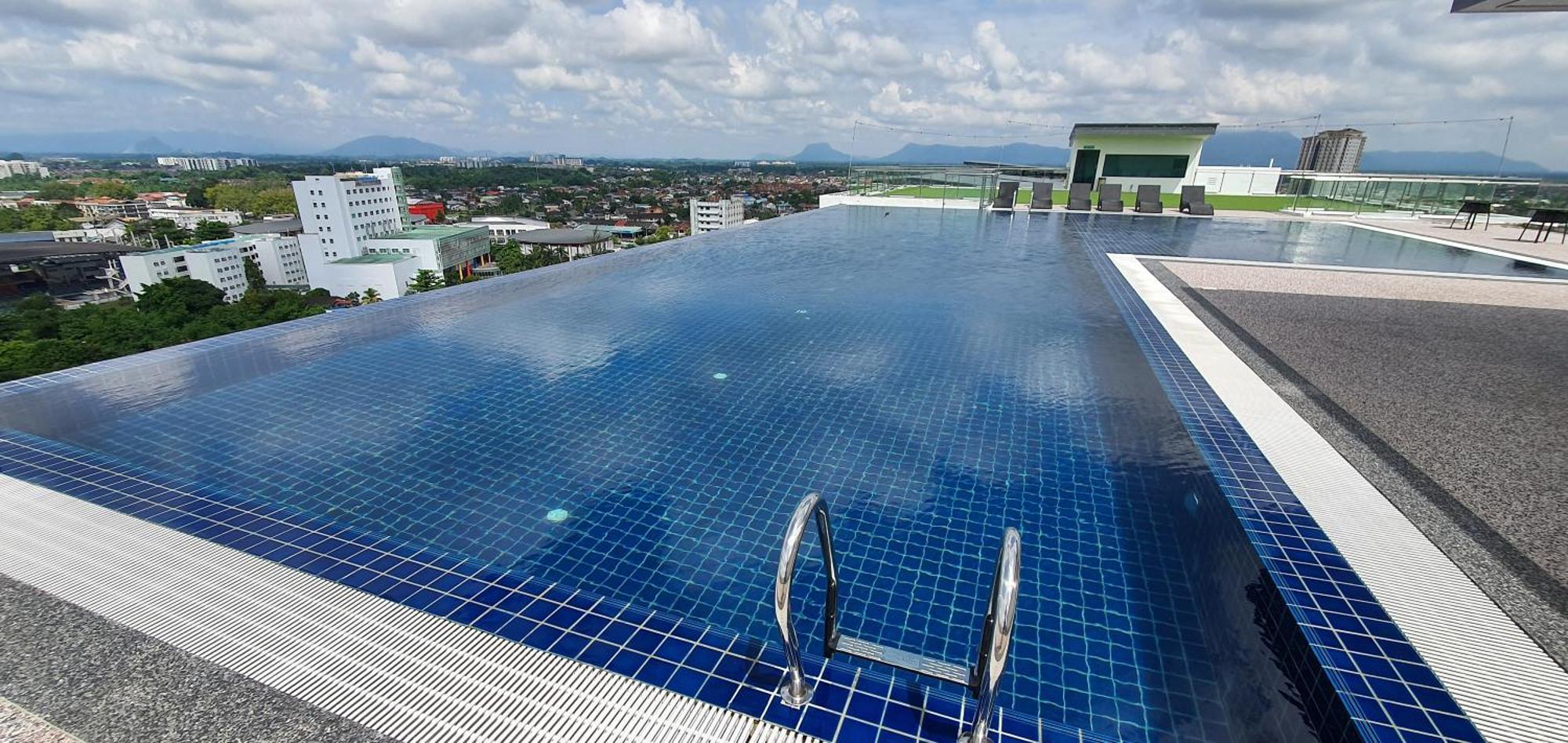 Kozi Square New Sgh Cozy Home 8A กูชิง ภายนอก รูปภาพ